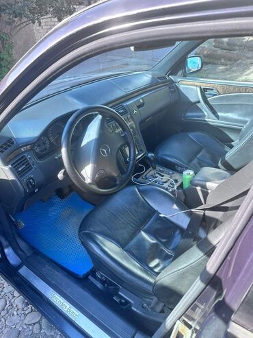 Mercedes-Benz E-Class: 2000 г., 3.2 л, Автомат, Бензин, Седан