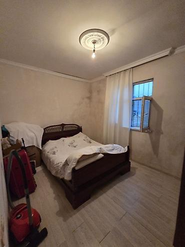 heyet evi yasamal: 4 otaqlı, 65 kv. m, Orta təmir — 2