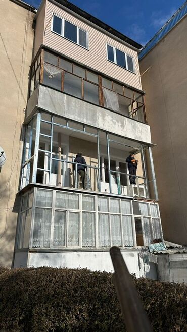 утипление домов: Услуги по остеклению и утеплению балконов/лоджий под ключ. Что