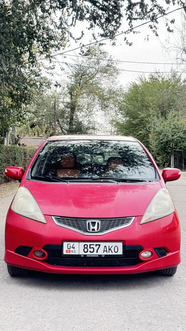 куплю машину в рассрочку бишкек: Honda Fit: 2009 г., 1.5 л, Автомат, Бензин, Седан
