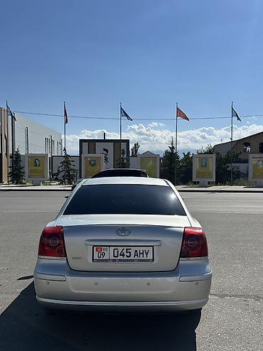 Toyota: Toyota Avensis: 2004 г., 2 л, Автомат, Бензин, Седан — 5
