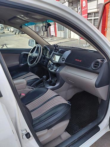 Toyota: Toyota RAV4: 2006 г., Автомат — 1