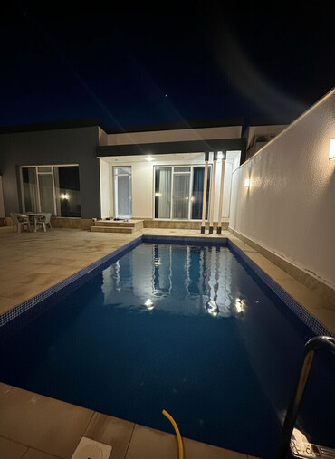 Həyət evləri və villaların satışı: 4 otaqlı, 145 kv. m, Yeni təmirli — 1