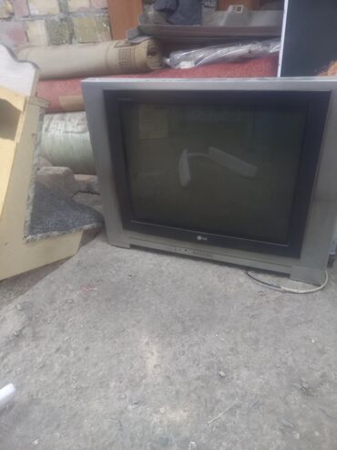 Телевизоры: Продам рабочий 2000