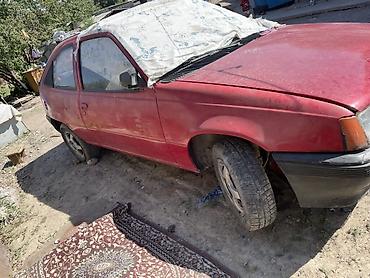 e klass: Opel Kadett: 1994 г., Механика, Бензин, Хэтчбэк — 4