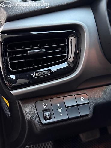 Kia: Kia Stonic: 2018 г., 1.6 л, Робот, Дизель, Лифтбек — 7
