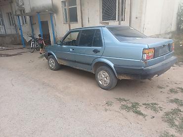 кочкор авто: Volkswagen Jetta: 1988 г., 1.8 л, Кол менен иштөөчү, Бензин, Седан — 3