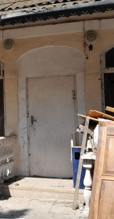 işlenmiş qapılar: Demir qapi 210/100sm
120azn
Merdekan 5515 leli