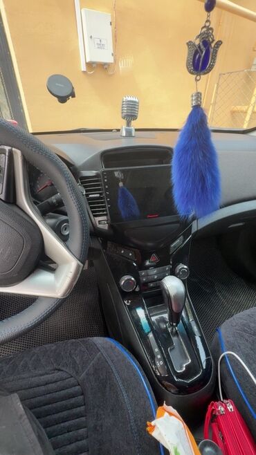 Chevrolet: Chevrolet Cruze: 1.4 l | 2012 il 241717 km Sedan — 7