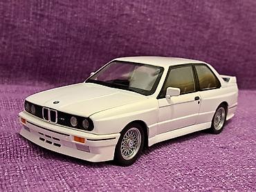 Figurice i makete: BMW M3 E30 "Kocka" 1:24 White Perla NOVO! Model BMW serije 3 na lalafo.rs — 5 Figurice i makete: BMW M3 E30 "Kocka" 1:24 White Perla NOVO! Model BMW serije 3 — 5