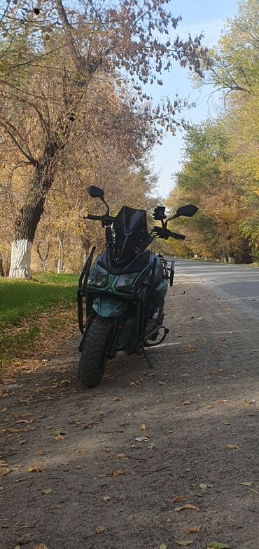 купить новый скутер 150 кубов: Yamaha, 150 куб. см, Бензин, Б/у