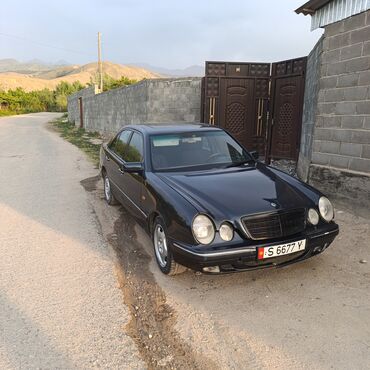 бардачок пассат б5: Mercedes-Benz V 200: 1996 г., 2 л, Механика, Бензин, Седан