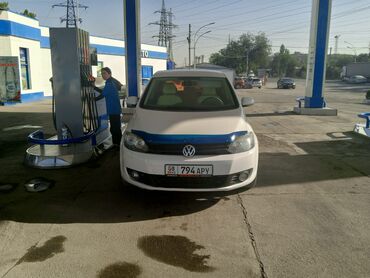 машына голф: Volkswagen Golf Plus: 2009 г., 1.6 л, Механика, Бензин