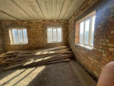 Продажа помещений свободного назначения: Продаётся 2-этажный недостроенный кирпичный дом на угловом участке, г — 11