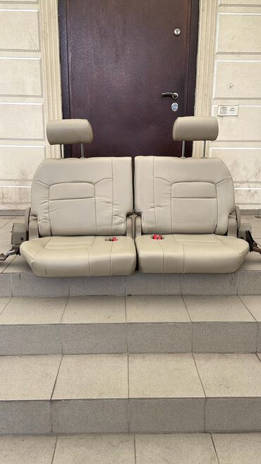 Другое: Третий ряд сидений, Кожа, Toyota 2008 г., Б/у, Оригинал, Япония