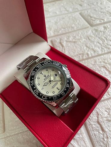 Ručni satovi: 02. Cena:2800in (Bez kutije)
Cena:3300din (Sa kutijom) — 2