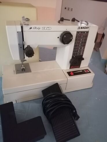 torba za bebine stvari dm: Mašina za šivenje, veoma malo korišćena. 12000