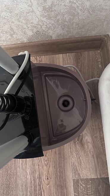 Другая бытовая техника: Стоячий отпариватель Midea, 3000W — почти новый! 📦 Состояние — 6