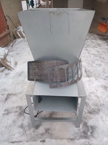 Кормодробилки: Продам однофазную дробилку на 220волт дробит сено ячмень курузу и — 4