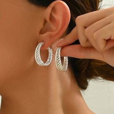 Minđuše: ✨Mindjuse
💫Par 1600 din
💫2 para 1900 din na lalafo.rs — 9 Minđuše: ✨Mindjuse
💫Par 1600 din
💫2 para 1900 din — 9