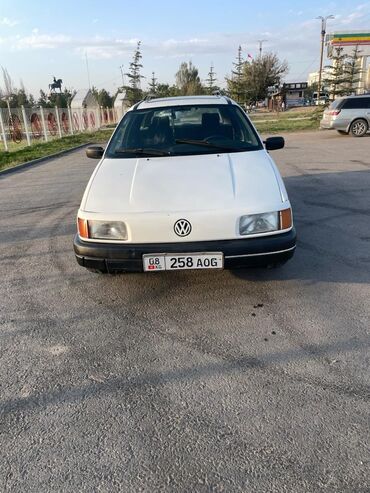 volkswagen шаран: Volkswagen Passat: 1991 г., 2 л, Механика, Бензин, Универсал