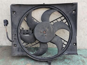 Вентиляторы: Вентилятор BMW 2002 г., Б/у, Оригинал, Германия — 2