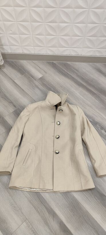 женское пальто на синтепоне: Пальто XL (EU 42), цвет - Белый