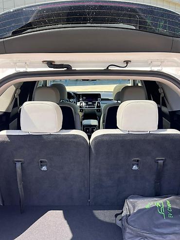 w210 oturacaqlar: Kia Sorento: 1.6 l | 2023 il Ofrouder/SUV — 7