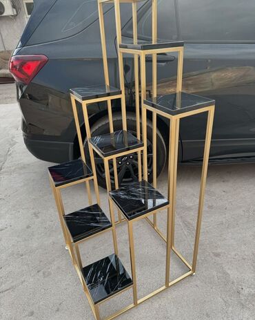 журнальный стол ош: Гүлдөр үчүн секичелүү текче, Жаңы, Темир, Акылуу жеткирүү, Өзү алып кетүү