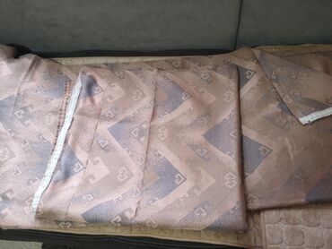 Metraža: Saten, Cvetni, bоја - Crvena — 8