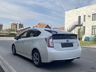 приус 2015 года: Toyota Prius: 2015 г., 1.8 л, Гибрид, Лифтбек — 2