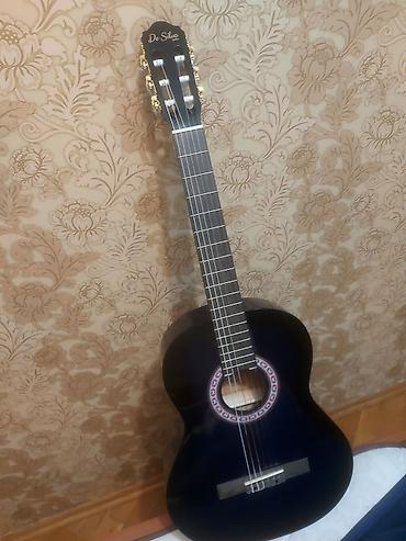 Классические гитары: Klassik gitara – De Silva brendi Xüsusiyyətlər: - Korpus: tam ölçülü — 2
