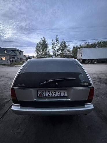 mers 814: Mazda 626: 1989 г., 2 л, Механика, Бензин, Универсал — 7