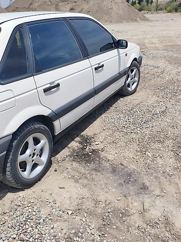 киа спортейдж 1996: Volkswagen Passat: 1992 г., 1.8 л, Механика, Седан — 1