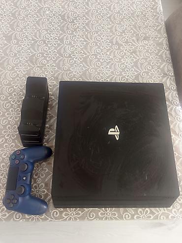 Playstation 4 Pro (Ps4 Pro) oyun konsolu Playstation 4 Pro satılır. 1