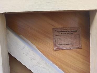 mini piano: "Geyer" Almaniya istehsalı pianino satılır, əla vəziyyətdə. Açarı — 3
