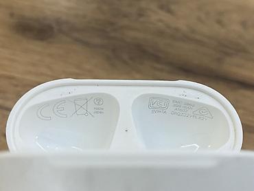 Наушники: Беспроводные наушники-вкладыши, Apple, AirPods 2, Б/у — 3