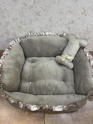 heyvan oyuncaqlari: Ev heyvanları üçün yumşaq yataq – kvadrat formalı, yüksək bortlu, boz — 4