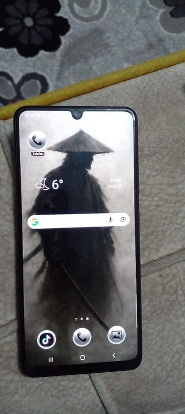galaxy a32: Samsung Galaxy A32, rəng - Qara, Barmaq izi — 2