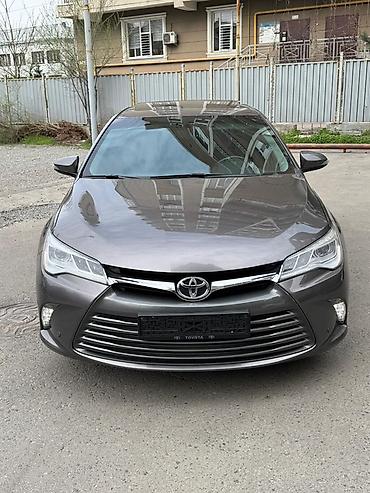 2 2 cdi: Toyota Camry: 2017 г., 2.5 л, Автомат, Бензин, Седан — 2