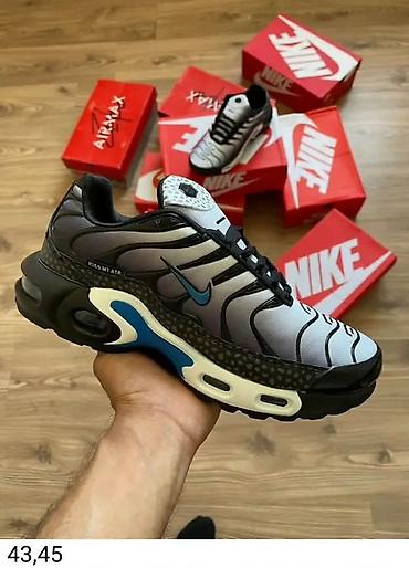 ccc vrsac: 3900 din
A👟 — 1