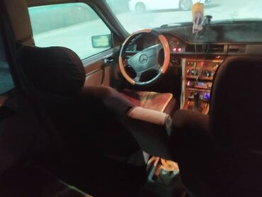 Mercedes-Benz: Mercedes-Benz W124: 1993 г., 3.2 л, Автомат, Универсал — 10