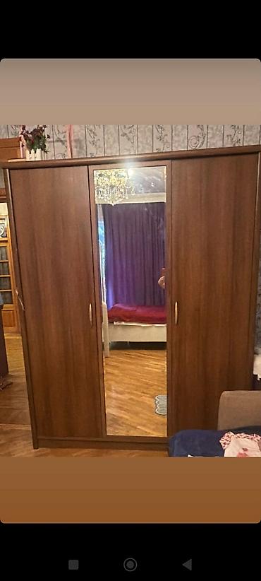 Dolab satılır 120 azn.Taxtadır.Ölçü:160×200 sm.Problemi lalafo.az -da Dolab satılır 120 azn.Taxtadır.Ölçü:160×200 sm.Problemi