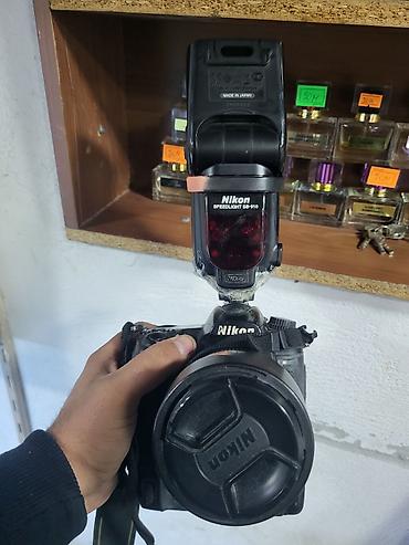 nikon d300: Nikon d7000 aparat yaxsi vexiyyetde ustunde spickasi sb 910 du ustada — 5