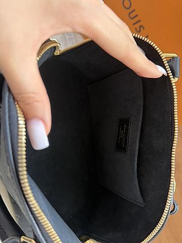 чехоль: Классическая сумка, Louis Vuitton, Материал: Натуральная кожа, Съёмный ремень, Женские, Новый — 2