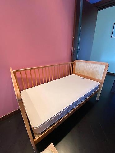 mothercare манеж: Для девочки и мальчика, Б/у, Кровать, С матрасом — 2