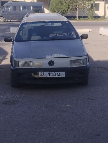 Volkswagen Passat Variant: 1989 г.