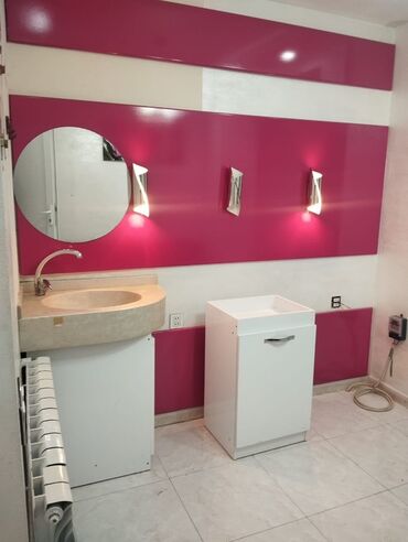 Salon, tibbi mebel dəsti: Ünvan,Bakıxanov qəsəbəsi,Sülh küçəsi 4. 50 kv.m,Ümumilikdə 3 otaq — 4