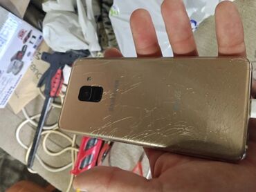 Telefon üçün soyuducular: Samsung Galaxy A8 2018, rəng - Qızılı, İki sim kartlı