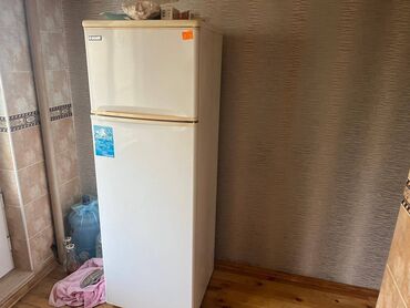 Uzunmüddətli kirayə mənzillər: Əhmədlidə Neapol dairəsində Qeneral Mehmandarov küçəsində 9 mertebeli — 6